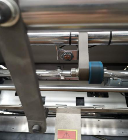 24 Interruptor fotoeléctrico anti-retorno